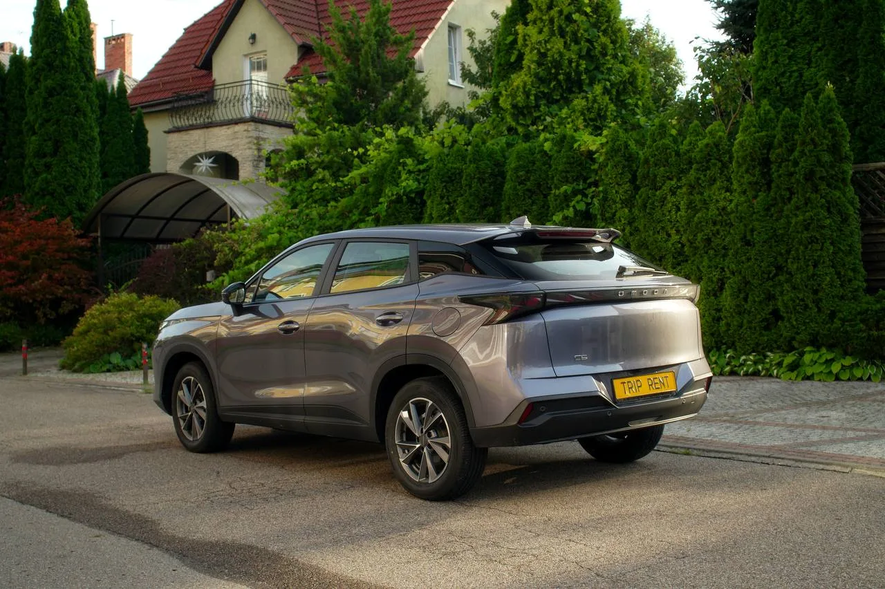 OMODA C5 фото 4